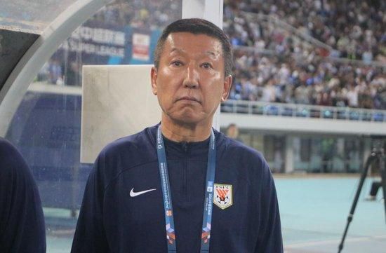 美女扒开内裤让男人爽
