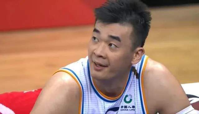 亚洲精品人成在线观看